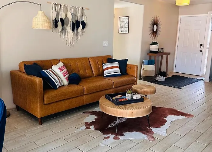 Hidden Gem In The Hidden Hills Mini Golf- Pool-hot Tub-rv Parking-ev Charger Holiday home