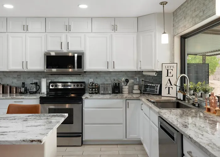Holiday home Hidden Gem In The Hidden Hills Mini Golf- Pool-hot Tub-rv Parking-ev Charger Phoenix