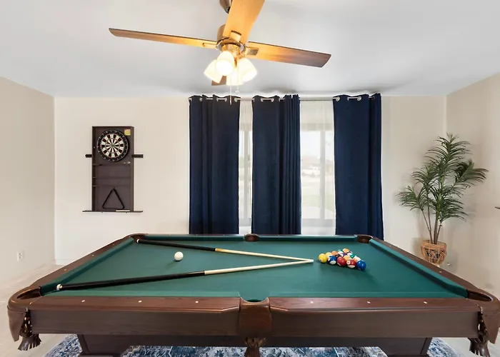 Hidden Gem In The Hidden Hills Mini Golf- Pool-hot Tub-rv Parking-ev Charger Holiday home