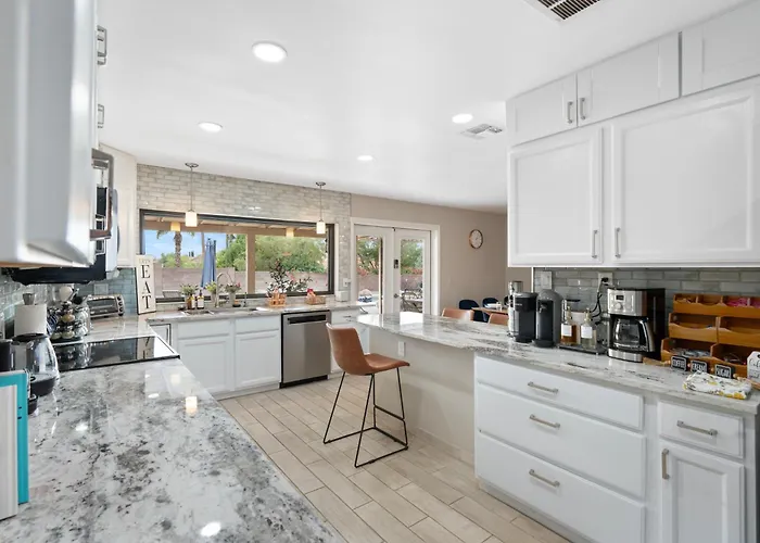 Hidden Gem In The Hidden Hills Mini Golf- Pool-hot Tub-rv Parking-ev Charger Holiday home