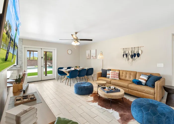 Holiday home Hidden Gem In The Hidden Hills Mini Golf- Pool-hot Tub-rv Parking-ev Charger